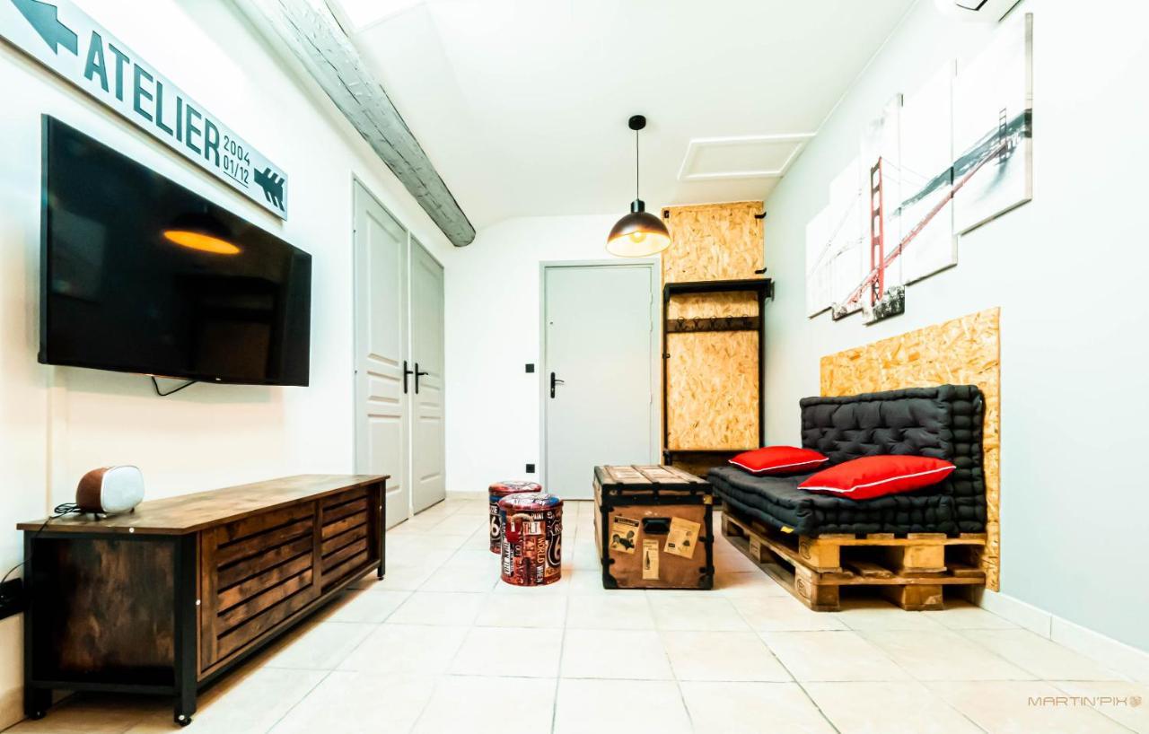 Centre Historique - Free Parking - Self Checkin - Wifi - Industriel - Sleepntripbeziers Apartment Екстериор снимка