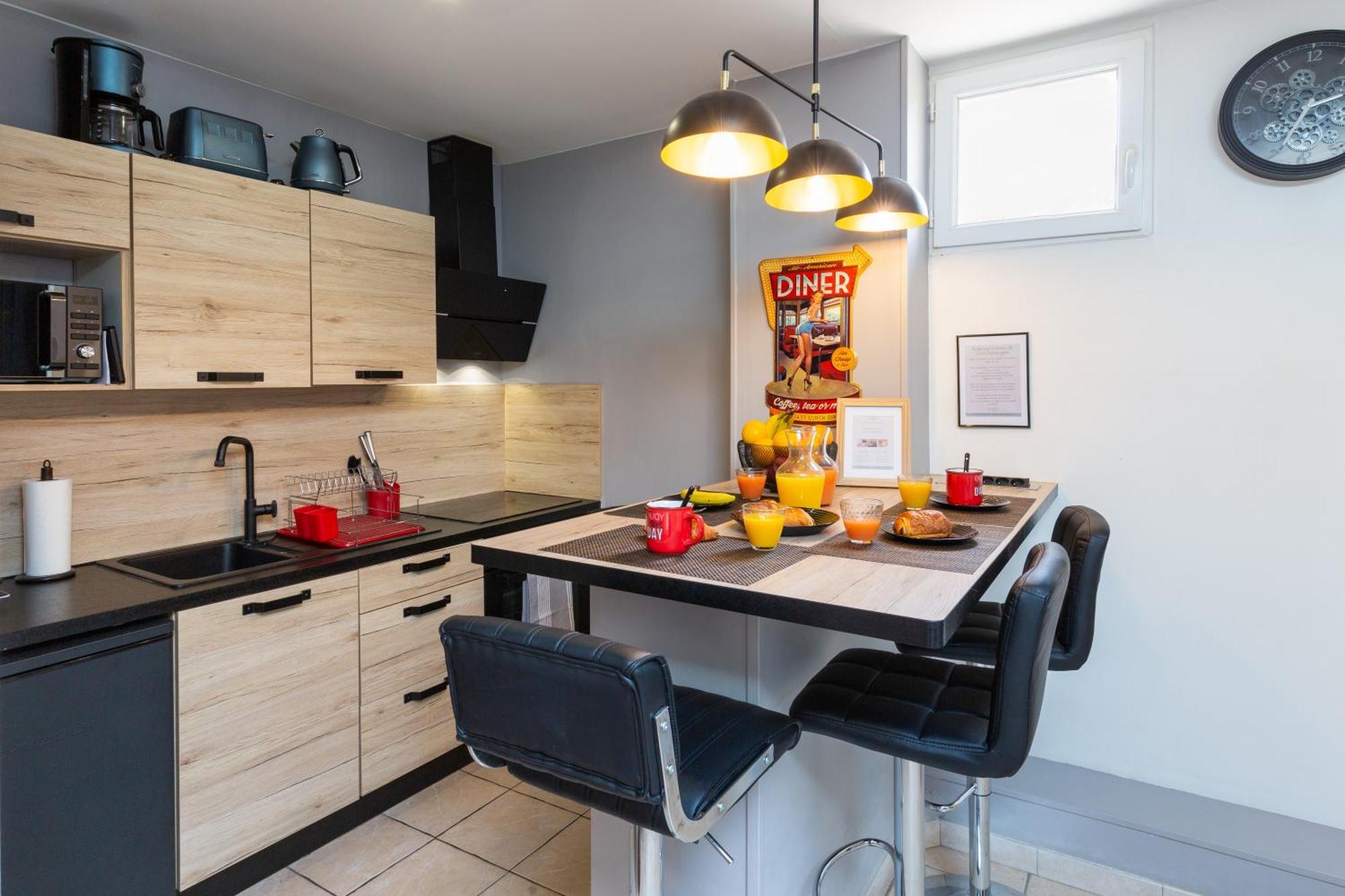 Centre Historique - Free Parking - Self Checkin - Wifi - Industriel - Sleepntripbeziers Apartment Екстериор снимка
